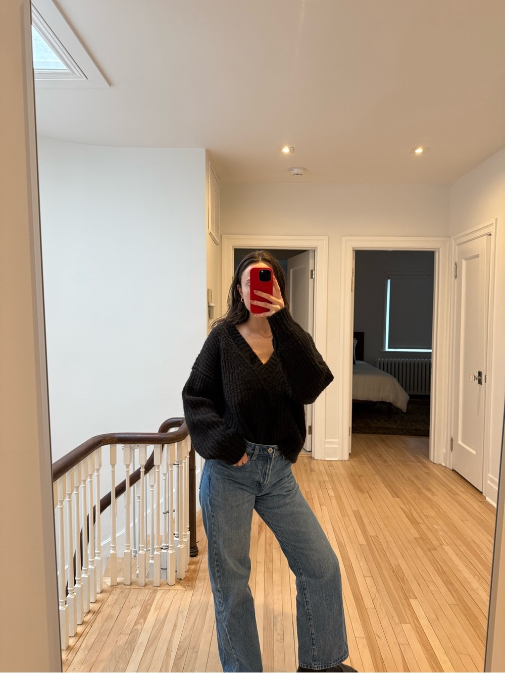 Dynamite Black V-Neck Chunky Knit Sweater
